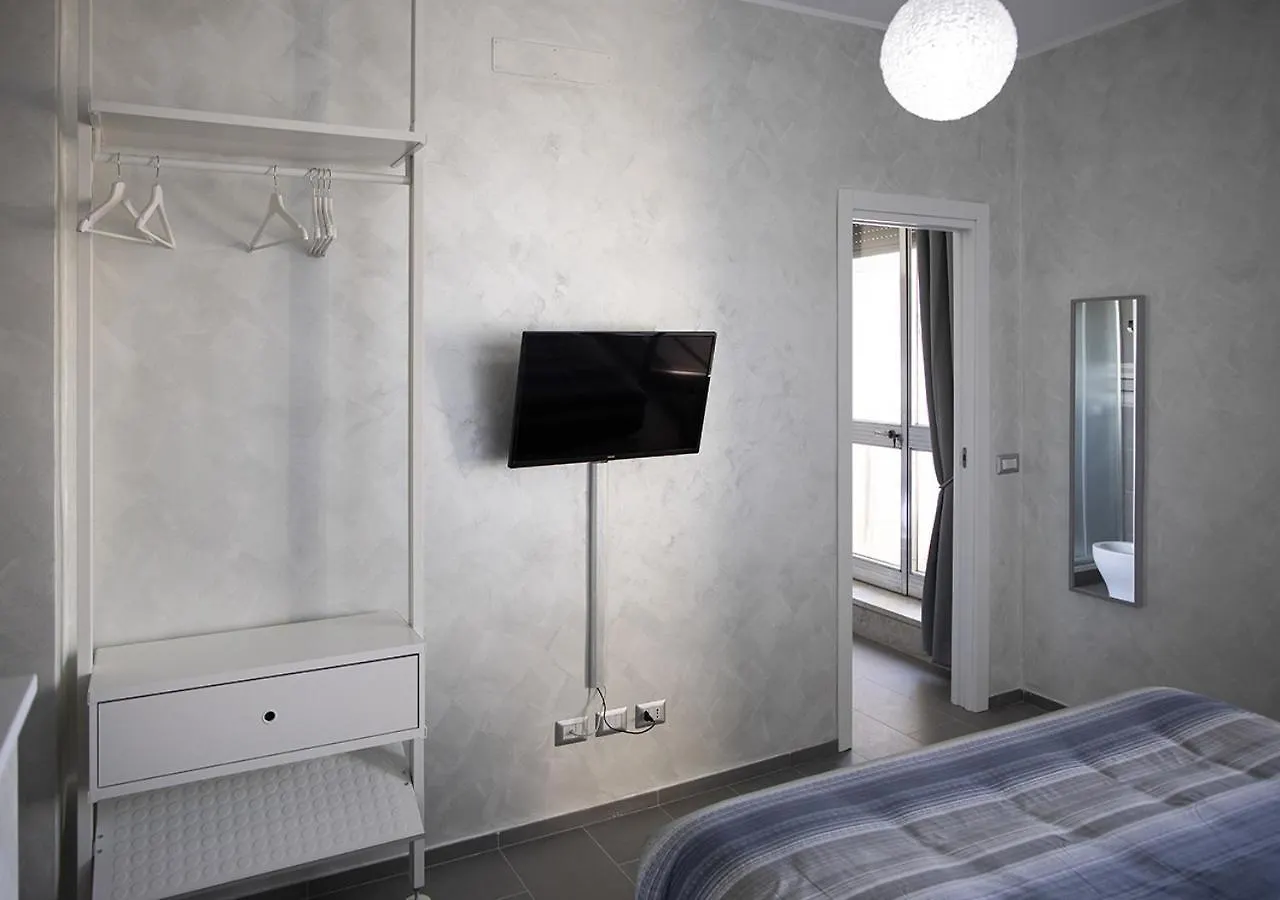 Smart Central Apartments Bayres Milan