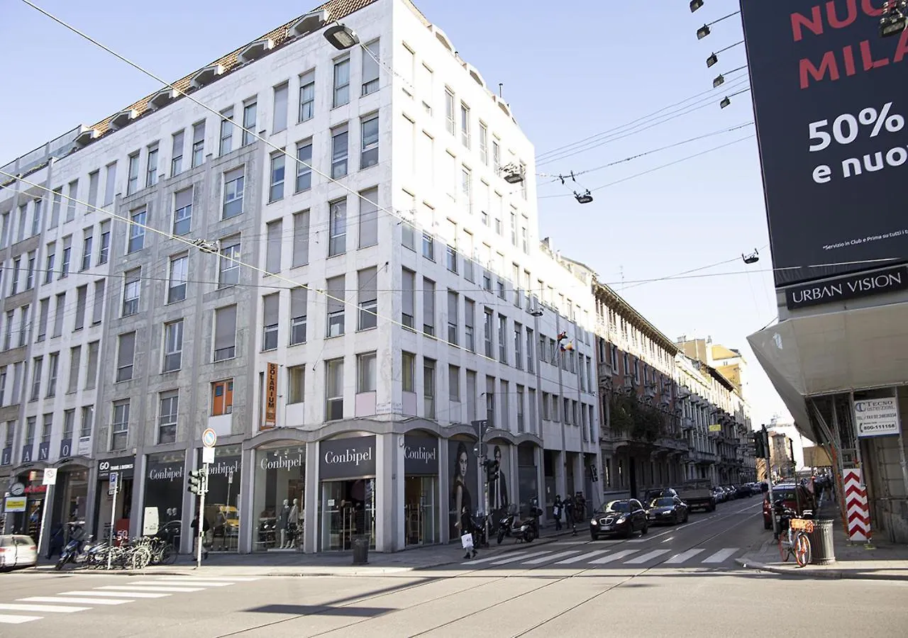 Smart Central Apartments Bayres Milan Italy