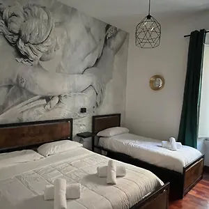  Apartament Domus Romana Włochy