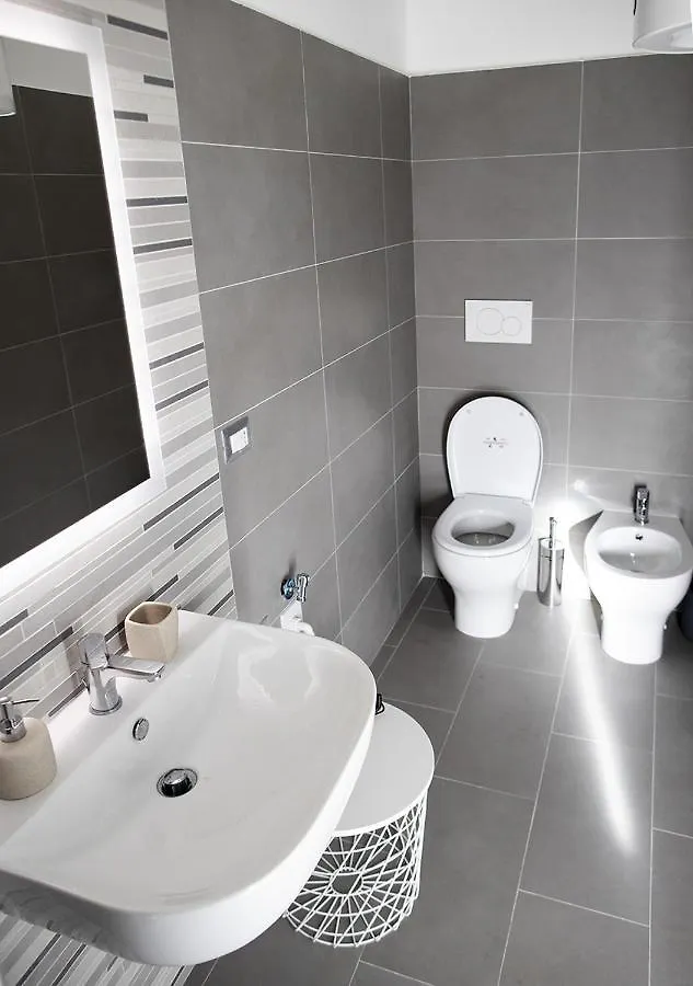 Smart Central Apartments Bayres Milan Italy