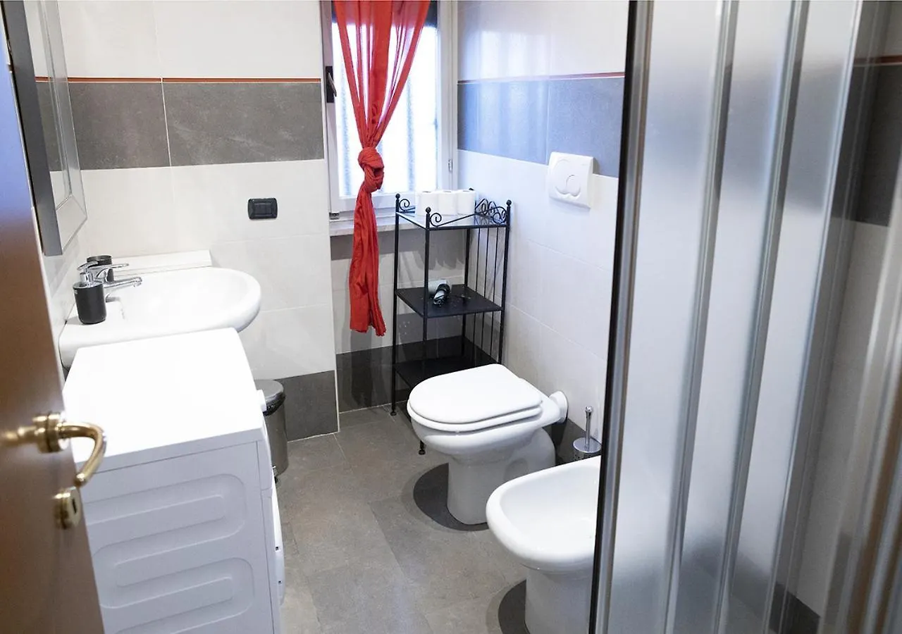 Smart Central Apartments Bayres Milano 0*,  Italien