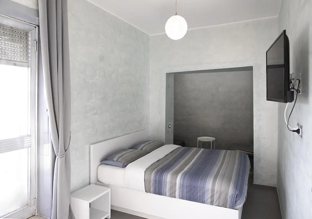 Smart Central Apartments Bayres Milano Italien