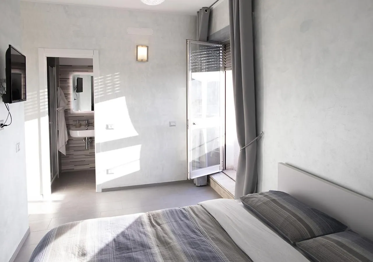 Smart Central Apartments Bayres Milan