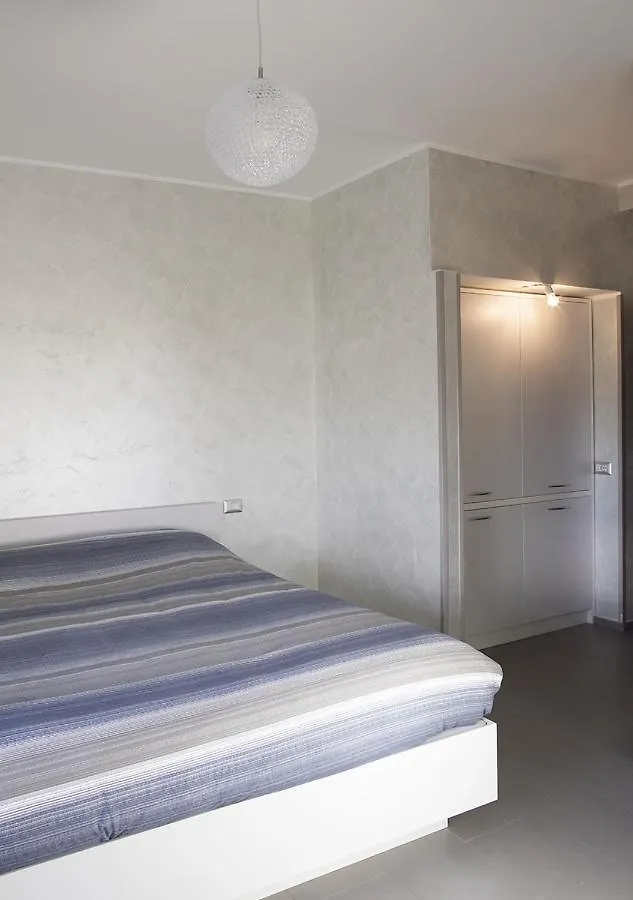 Smart Central Apartments Bayres Milan 0*,